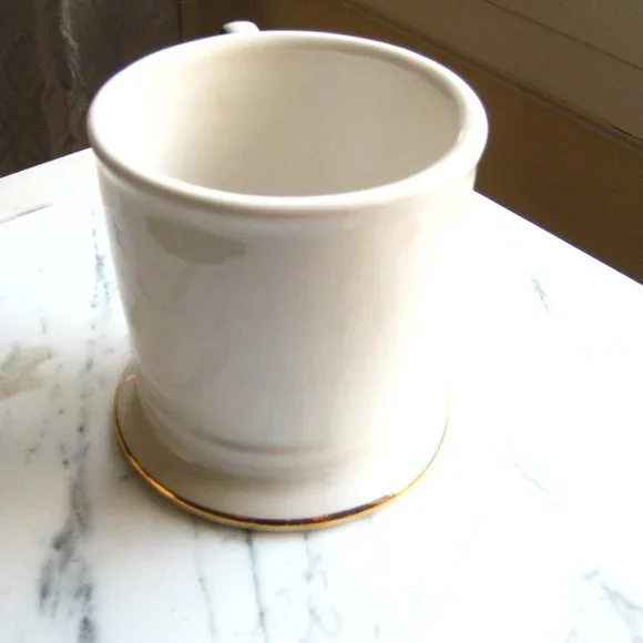 Anthropologie Gold Metallic Trim Coffee Mug -Letter L - Picture 5 of 5